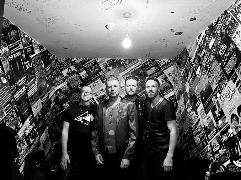 ETSUK Backstage Promo BW