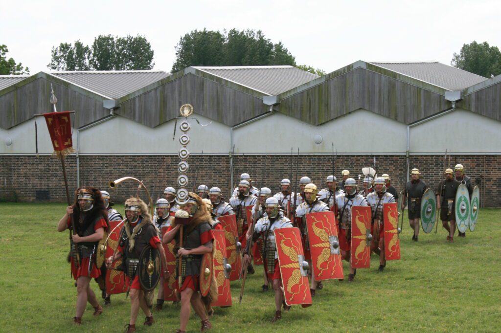 Roman Army in thrilling combat displays at Fishbourne Roman Palace