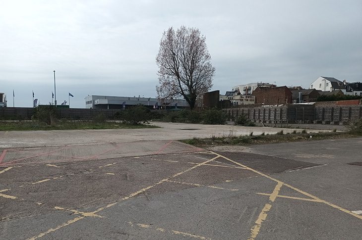 former Adur Civic Centre site in Shoreham with nearby pub could lose its music licence